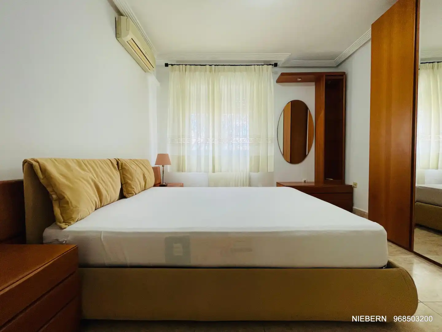 Flat with terrace to rent in Avenida de Venecia, imagen 44