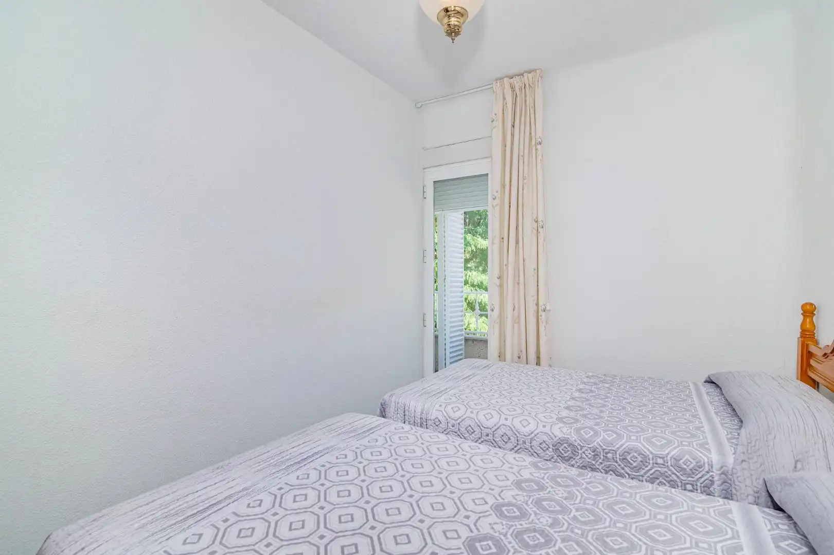 Bedroom of Houses for sale in Granada  with Terrace and Storage room