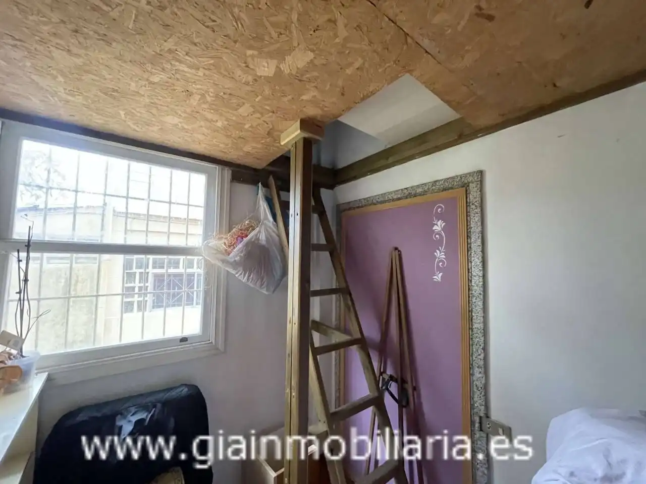 Habitación de Local de alquiler en Mos