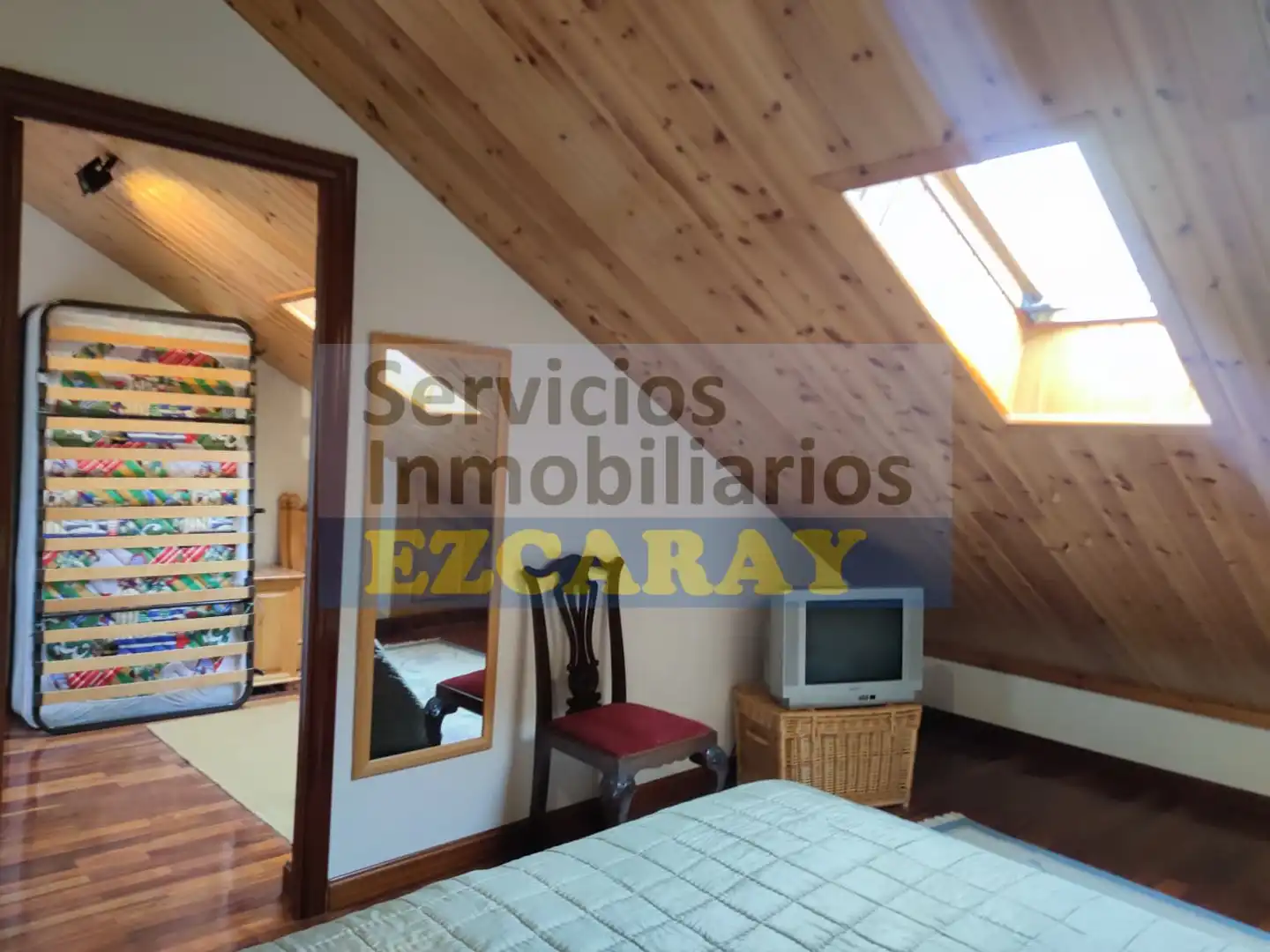 Sala de estar de Apartamento en venta en Ezcaray con Calefacción, Terraza y Trastero