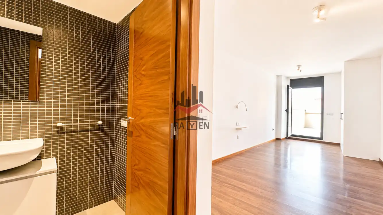Duplex con ascensore in affitto a Centre, imagen 18