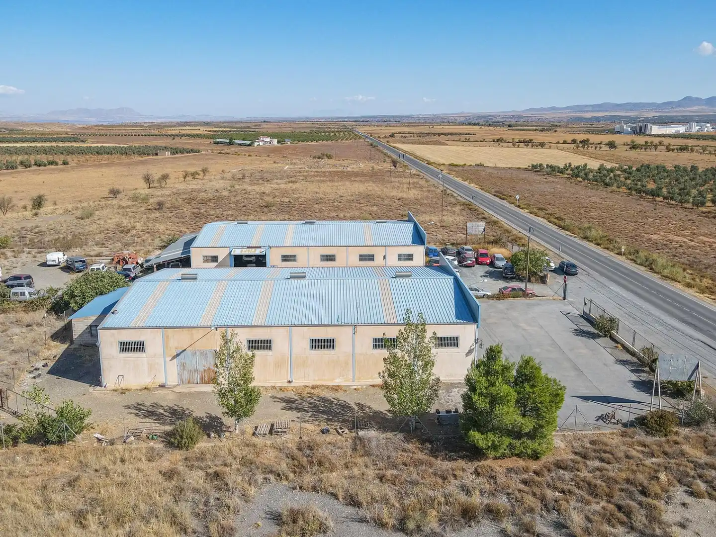 Vista exterior de Nave industrial en venta en Cogollos de Guadix