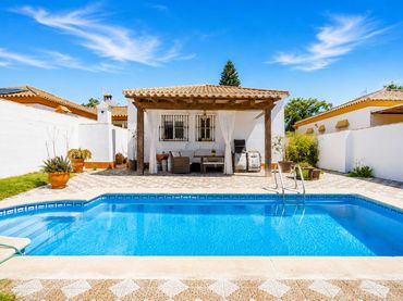 Xalet amb piscina en venda a Los Gallos