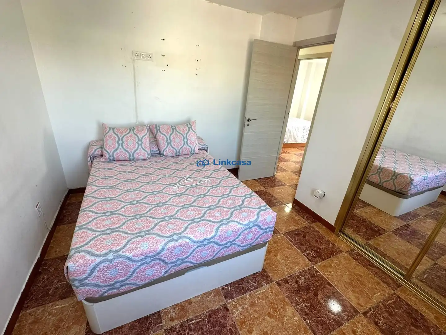 Bedroom of Flat for sale in Madrid  with Air Conditioner and Heating
