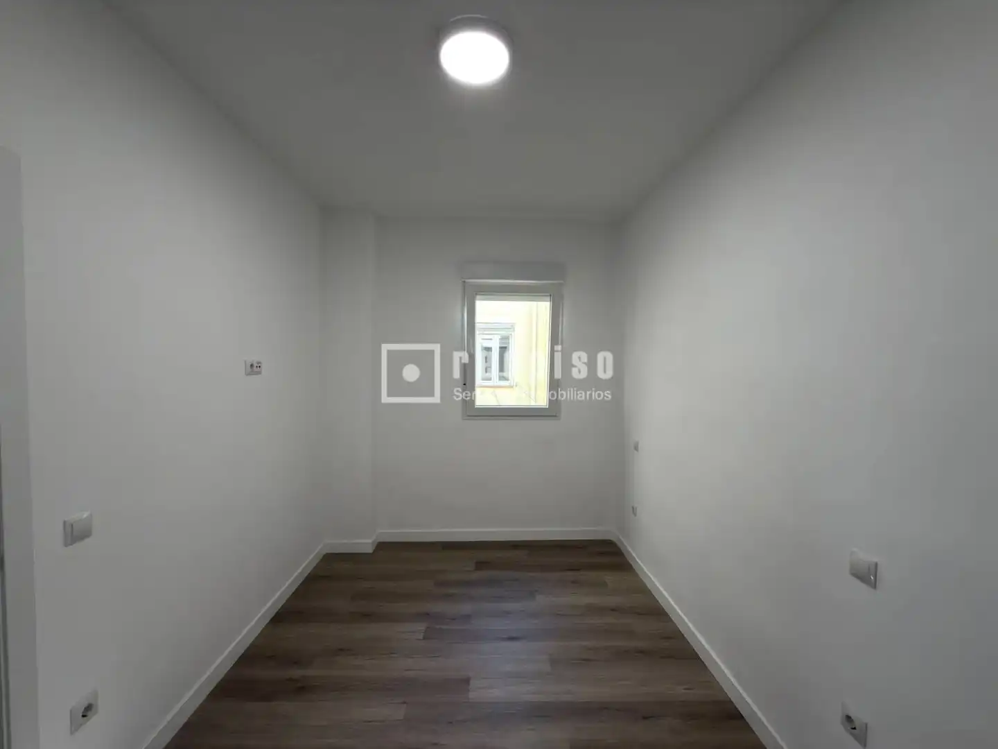 Habitación de Piso en venta en Madrid con Calefacción y Terraza