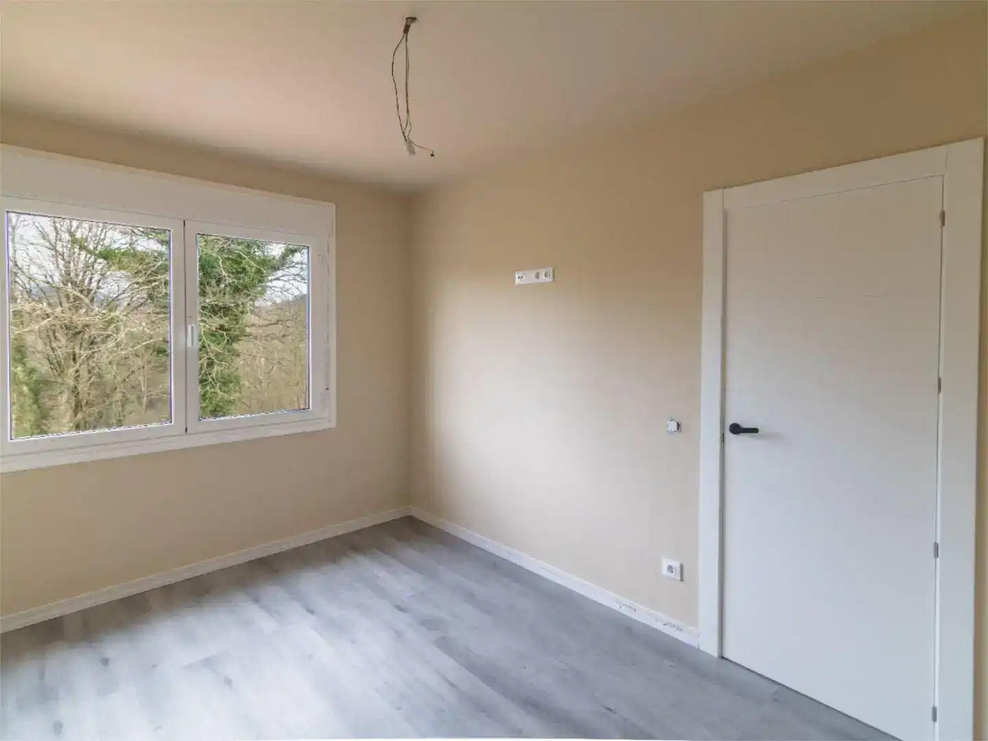 Schlafzimmer von Wohnung zum Verkauf in La Pola Siero