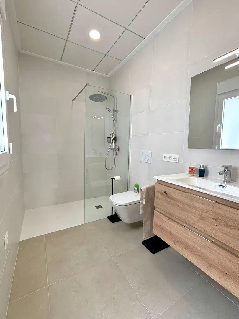 Bany de Casa o xalet en venda en Rojales amb Jardí privat i Piscina