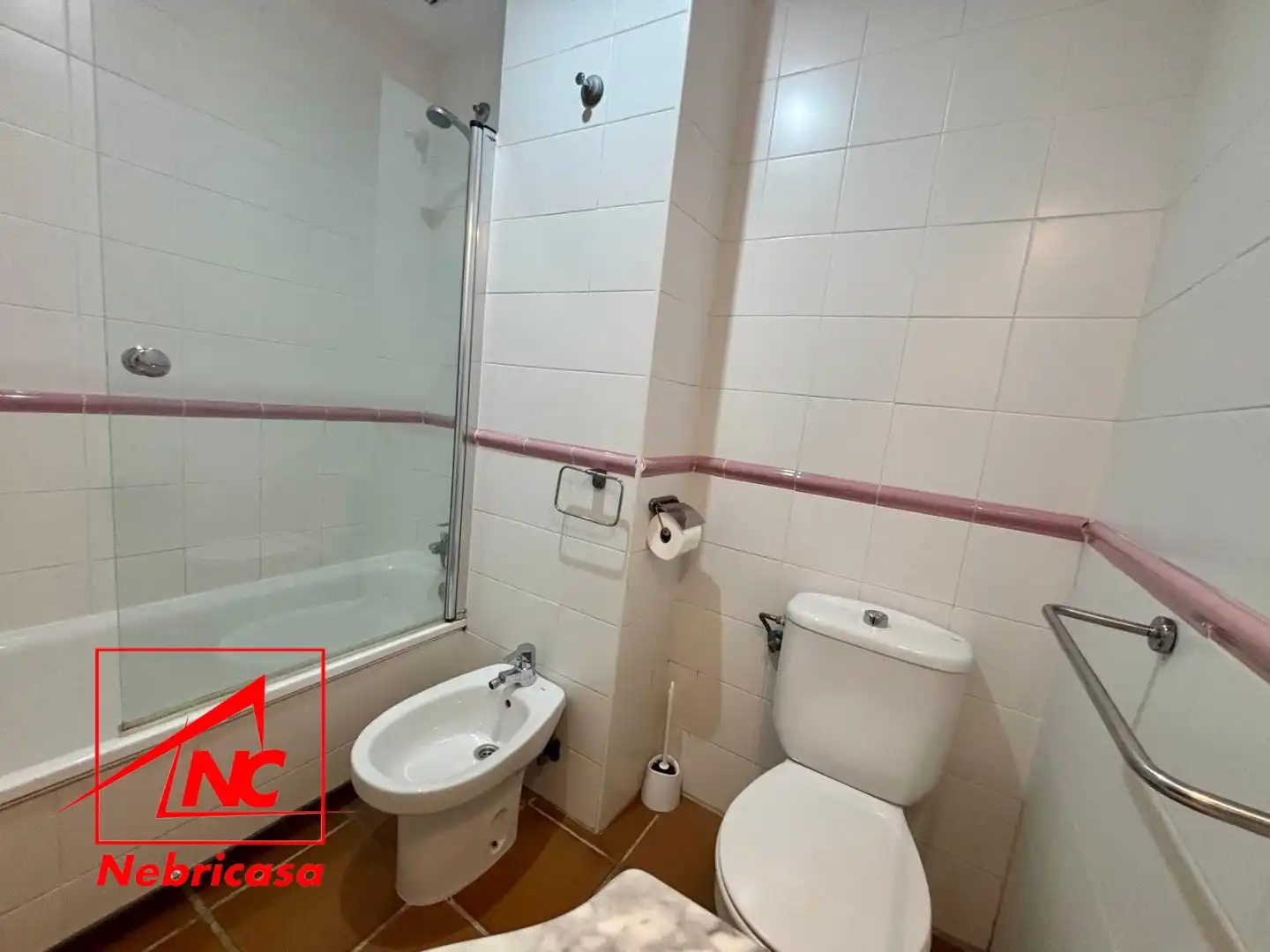 Bathroom of Flat for sale in Rota  with Terrace, Storage room and Swimming Pool