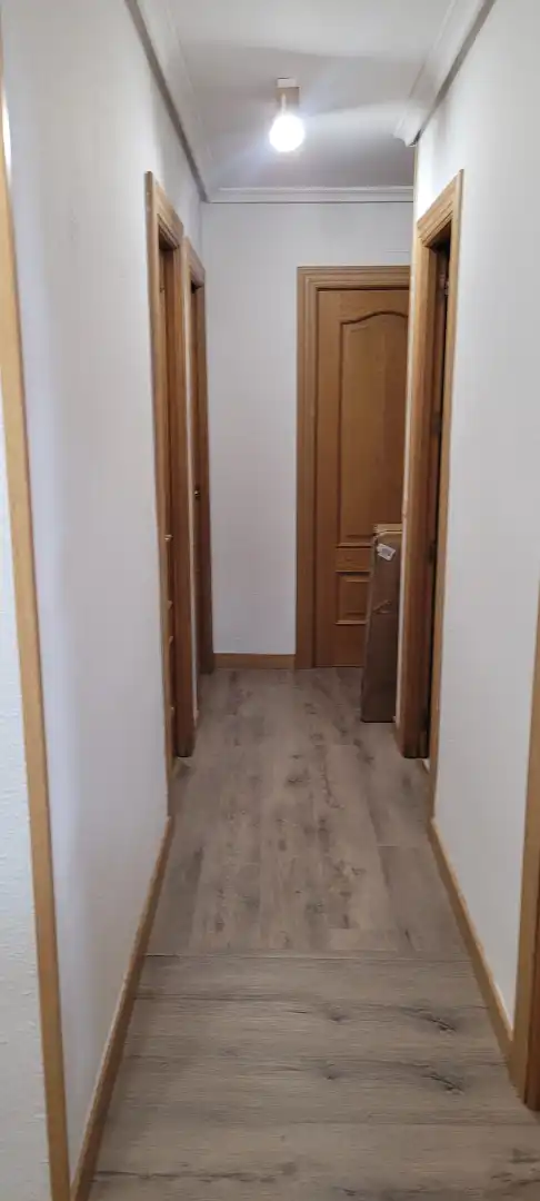 Piso de alquiler en Cuenca con Calefacción, Parquet y Amueblado