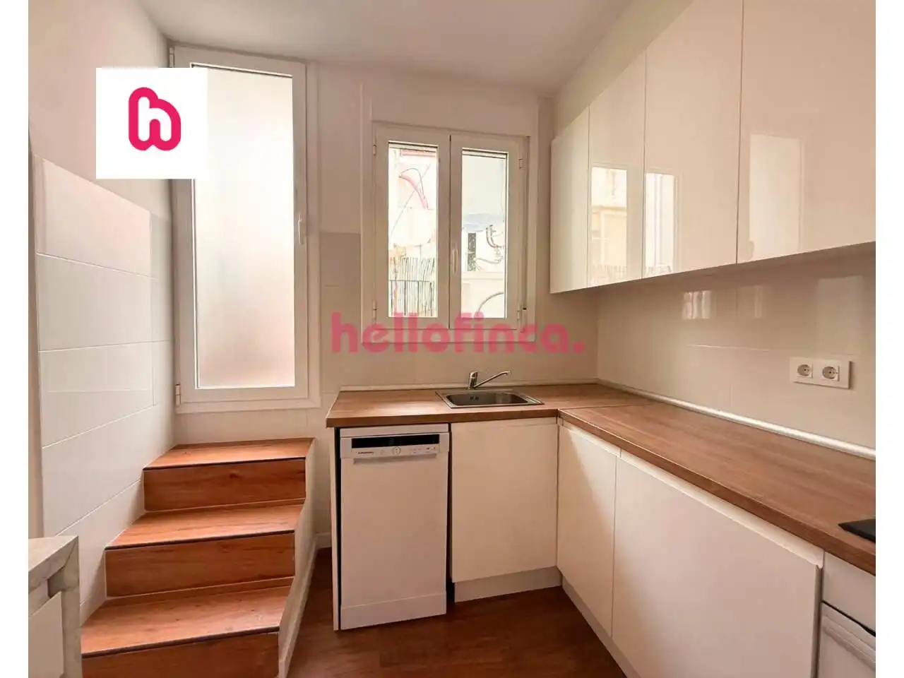 Kitchen of Flat for sale in El Vendrell  with Air Conditioner, Heating and Parquet flooring