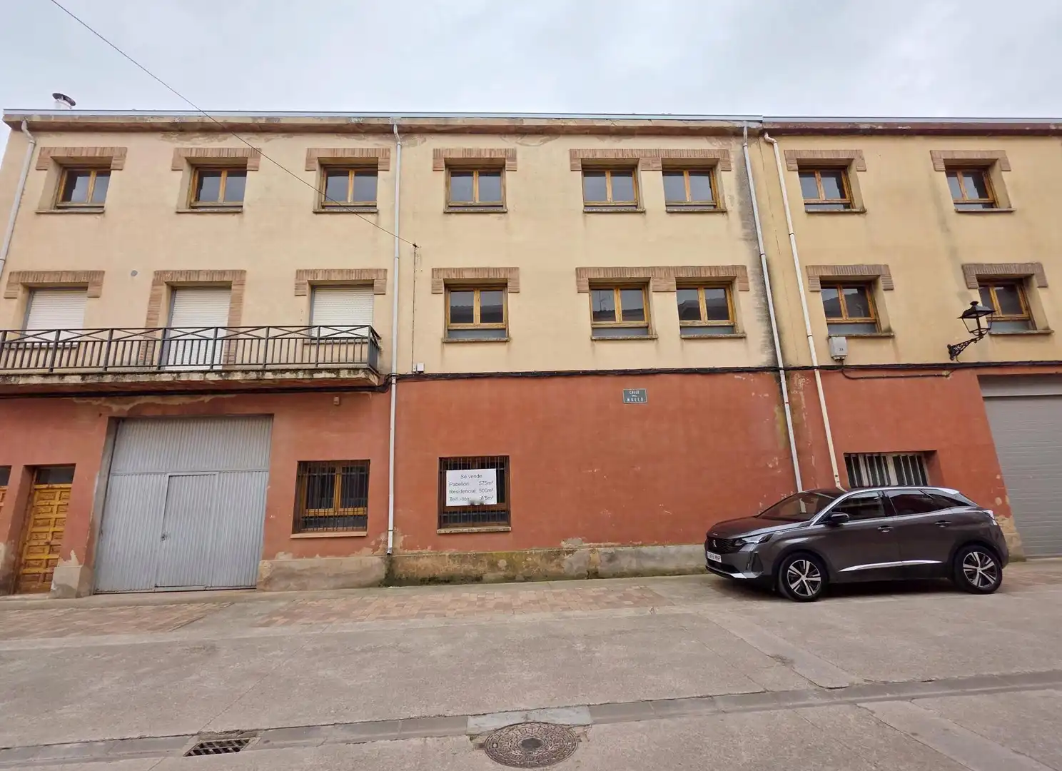 Vista exterior de Edificio en venta en Huércanos
