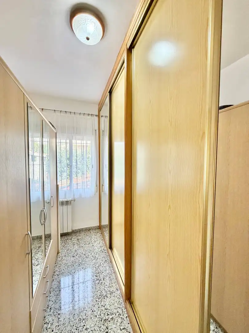 Bedroom of Houses for sale in El Campello  with Swimming Pool