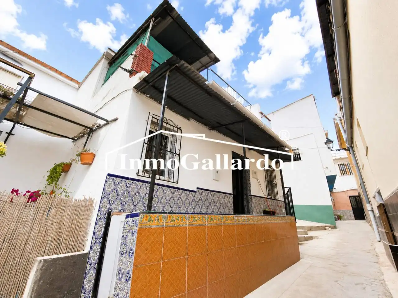 Vista exterior de Casa o xalet en venda en Vélez-Málaga amb Terrassa