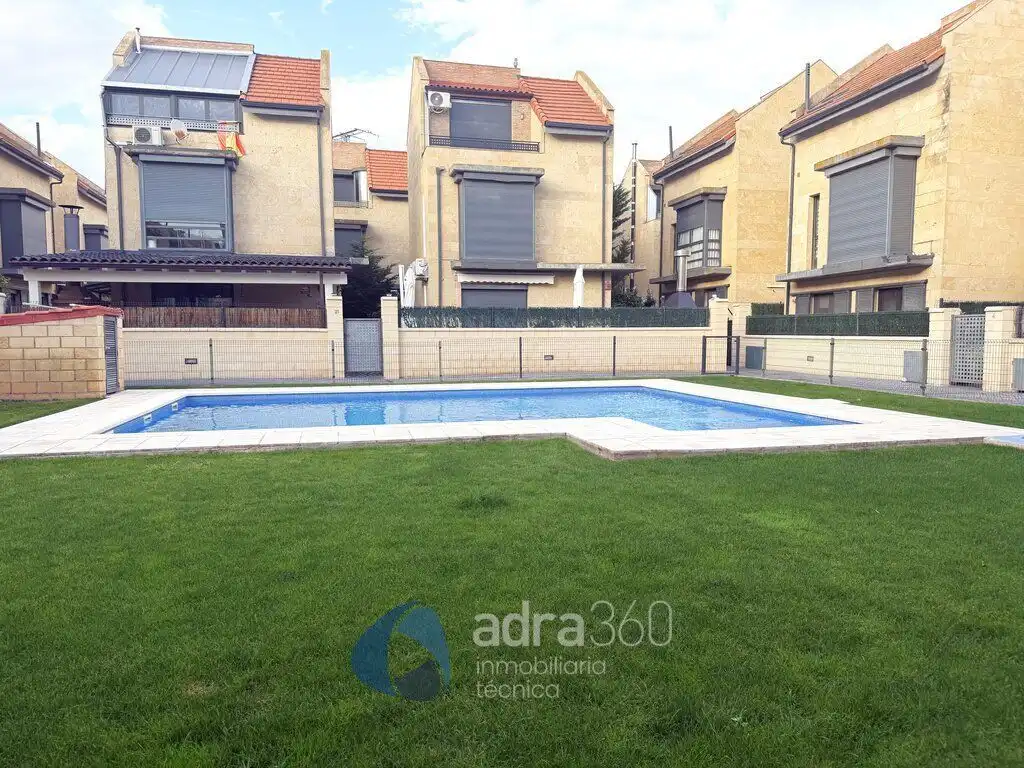 Haus mit Pool zum Verkauf in JUNQUILLO, imagen 10