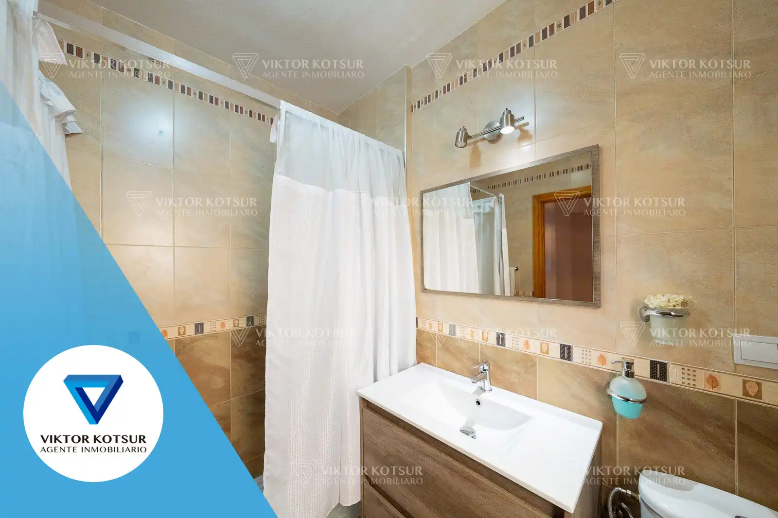 Badezimmer von Maisonette zum Verkauf in Vícar mit Klimaanlage, Terrasse und Abstellraum