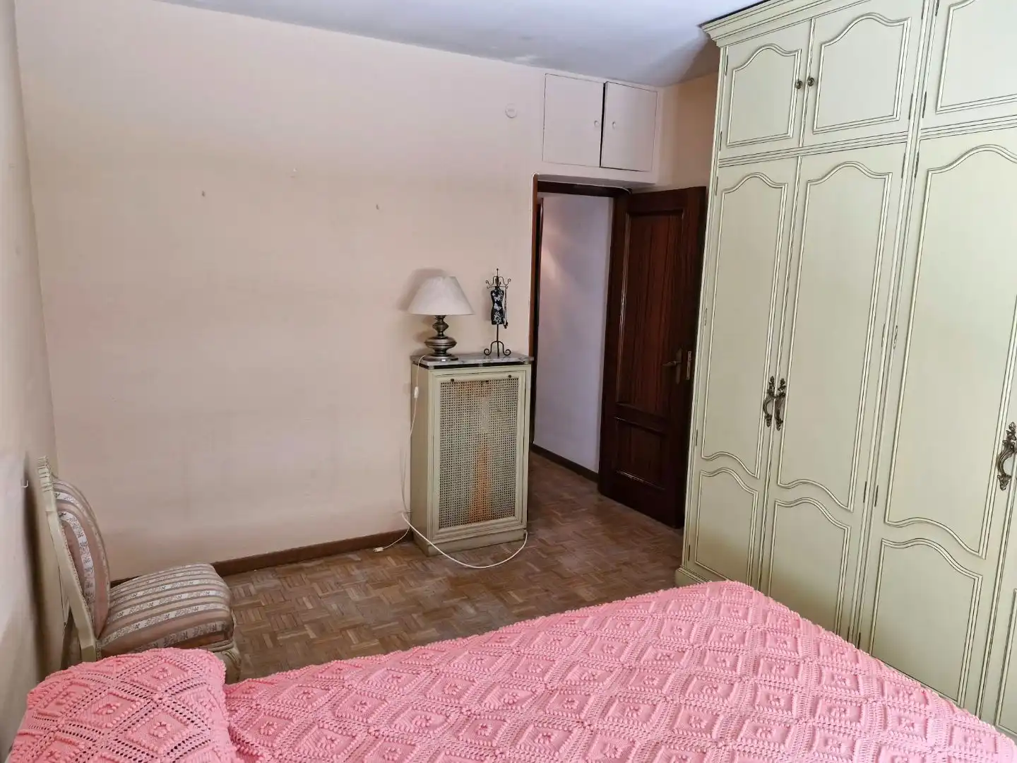 Habitación de Piso en venta en  Madrid Capital con Terraza y Balcón