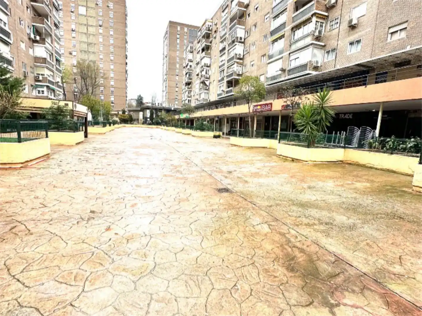 Commercial properties for rent in Avenida de Moratalaz, 175, Marroquina
