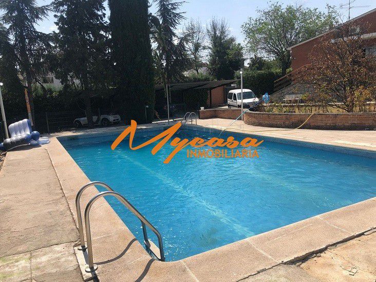 Piscina de Pis per a compartir en Villaviciosa de Odón amb Aire condicionat, Calefacció i Terrassa