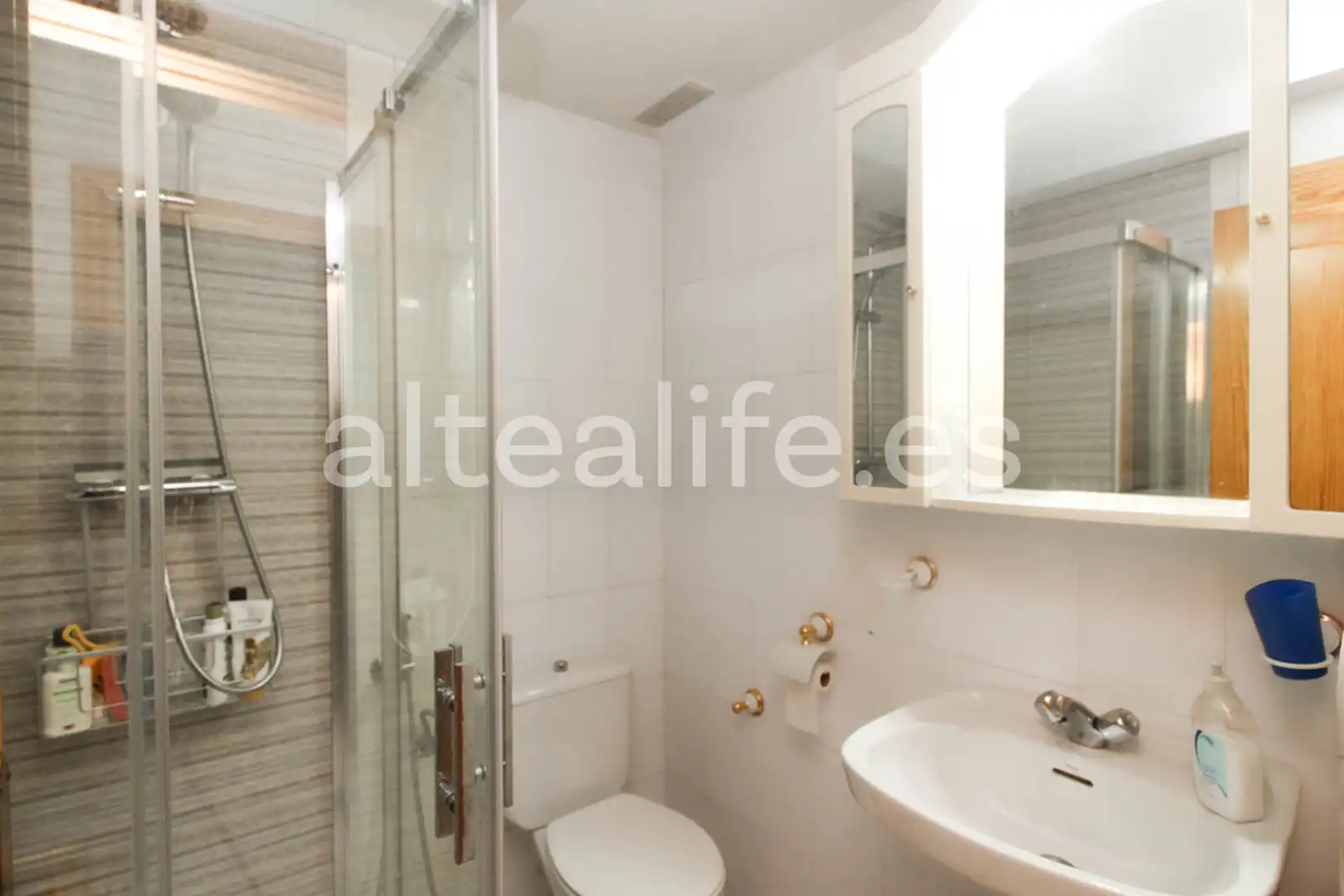 Badezimmer von Wohnungen zum Verkauf in Altea mit Klimaanlage und Balkon