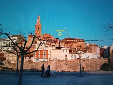 Terreny residencial en venda a Plaça Major