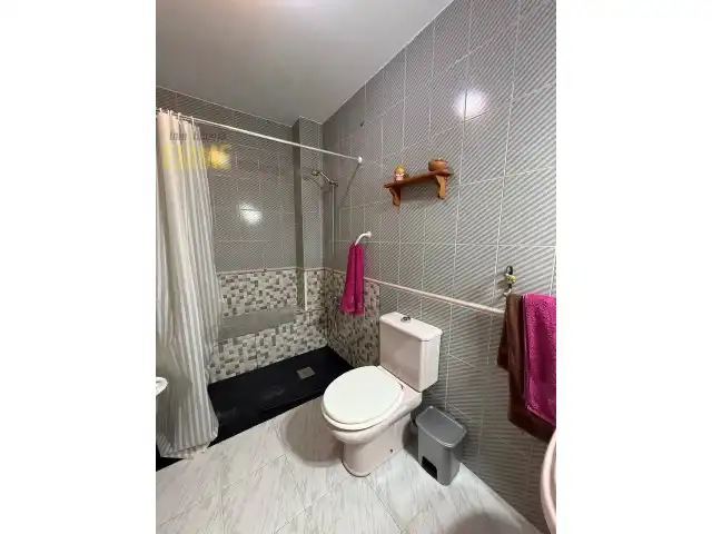 Baño de Piso de alquiler en Ronda con Amueblado