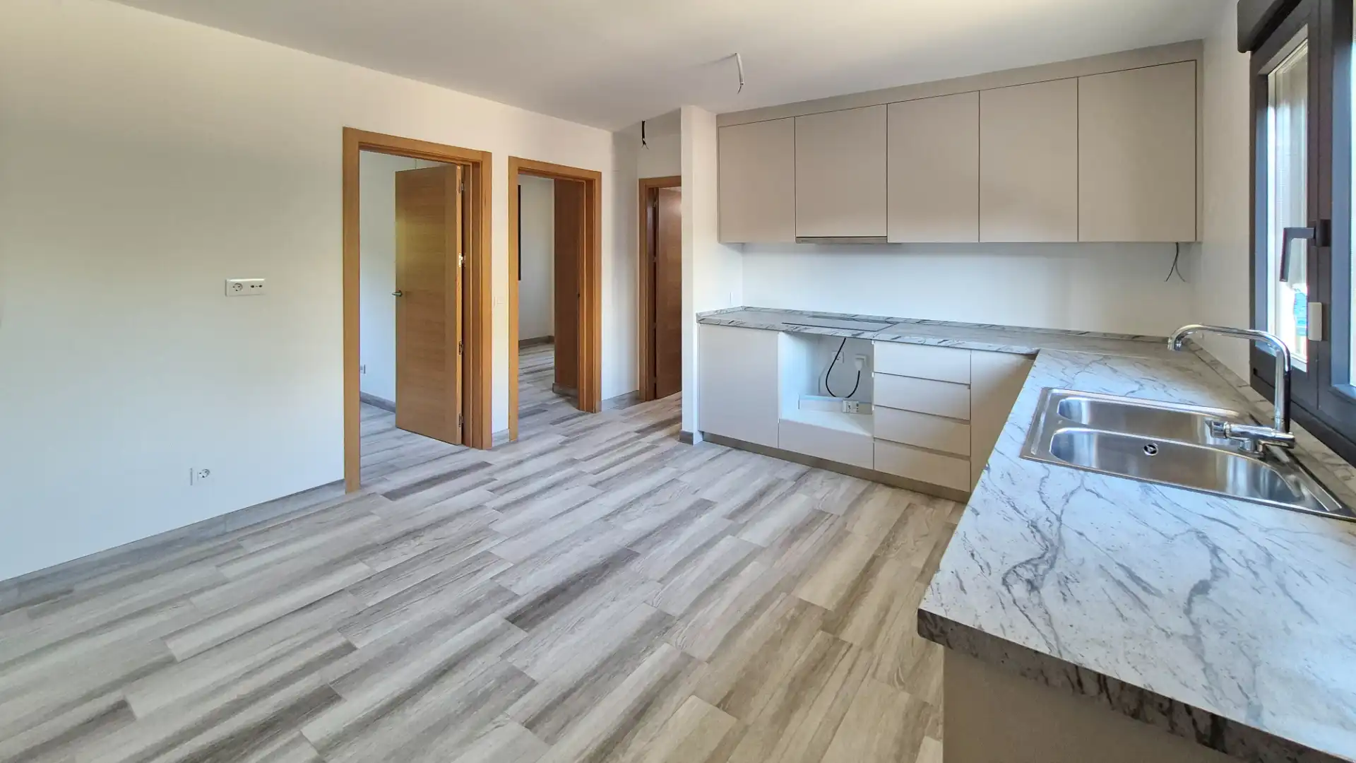 Cocina de Casa o chalet en venta en Rubí con Aire acondicionado, Calefacción y Jardín privado