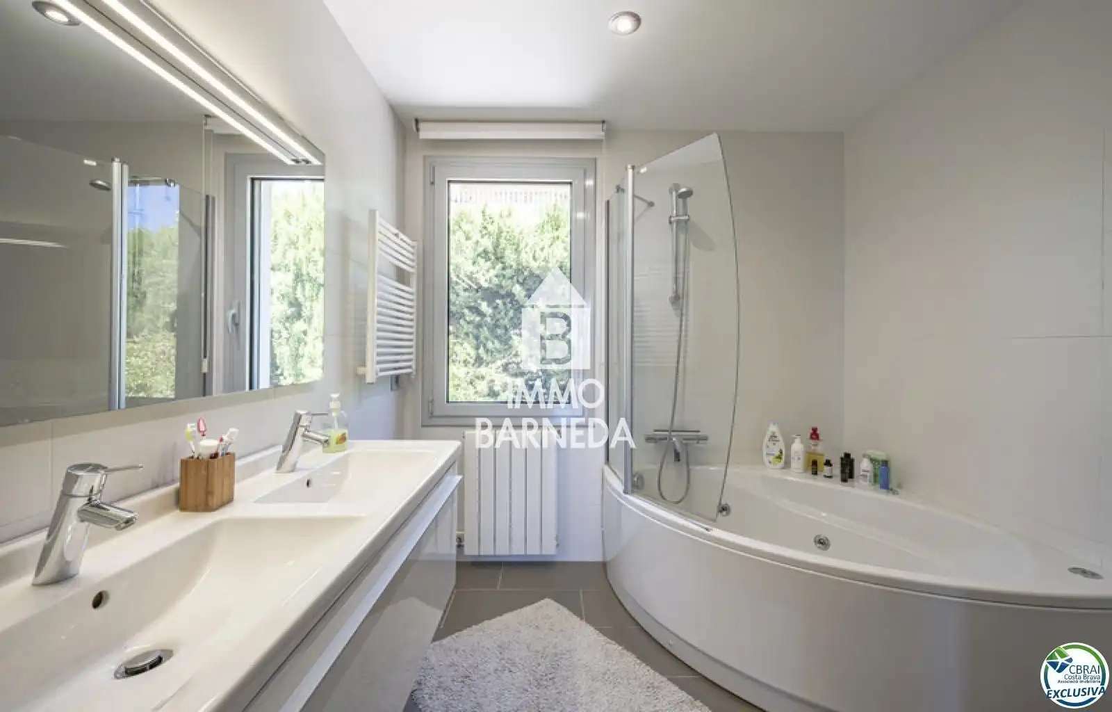 Baño de Casa o chalet en venta en Palau-saverdera con Calefacción, Jardín privado y Terraza