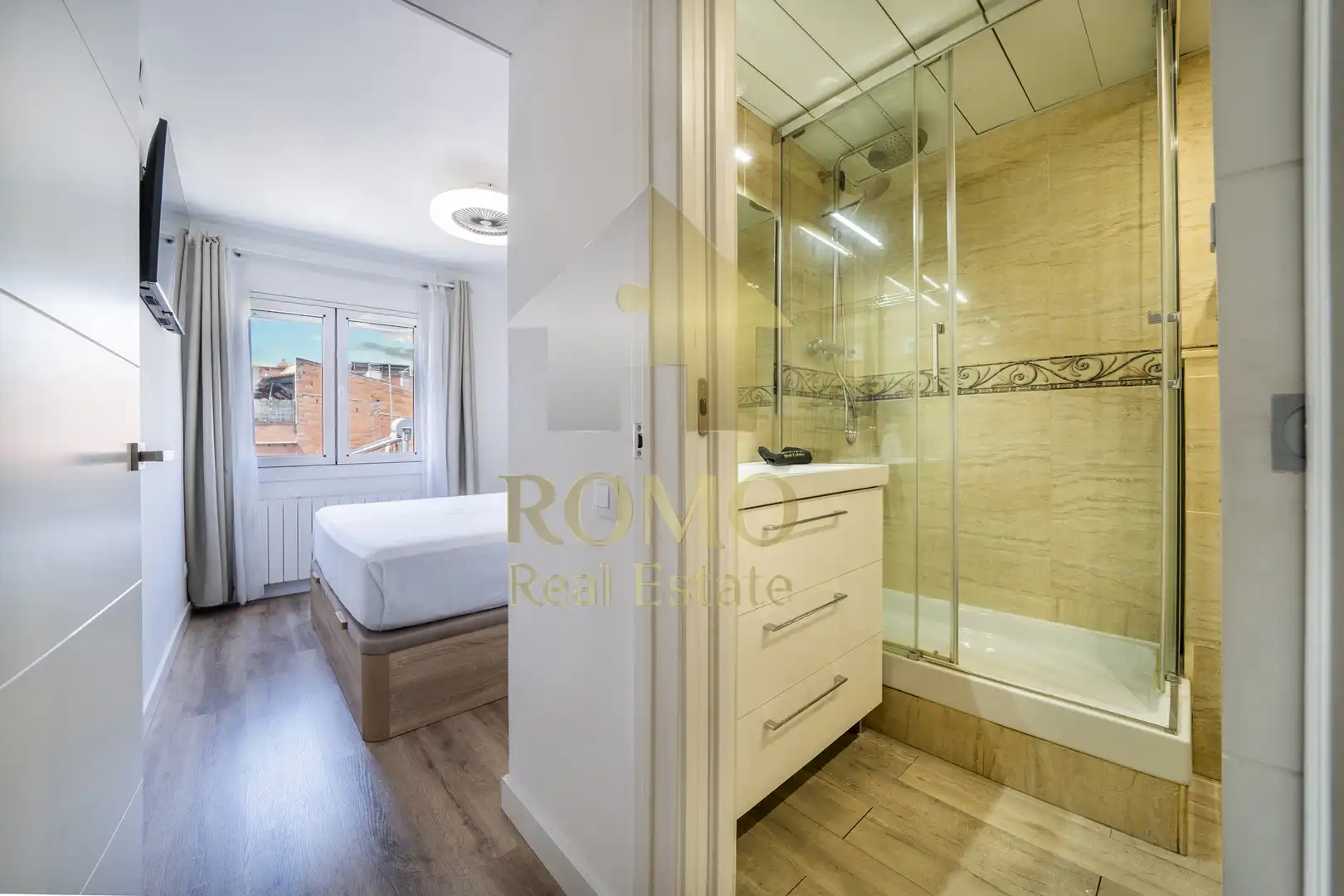 Habitación de Piso en venta en Santa Perpètua de Mogoda con Calefacción, Parquet y Balcón