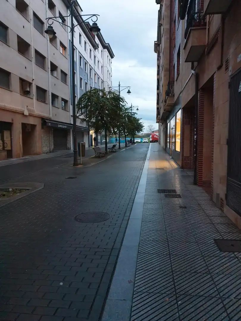 Vista exterior de Garaje de alquiler en Siero