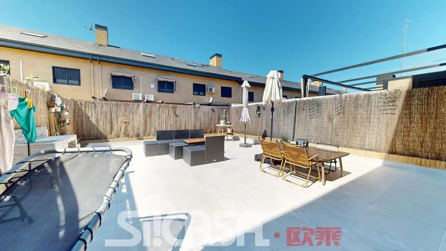 Terrace of Detached homes for sale in Parla  with Air Conditioner, Heating and Terrace
