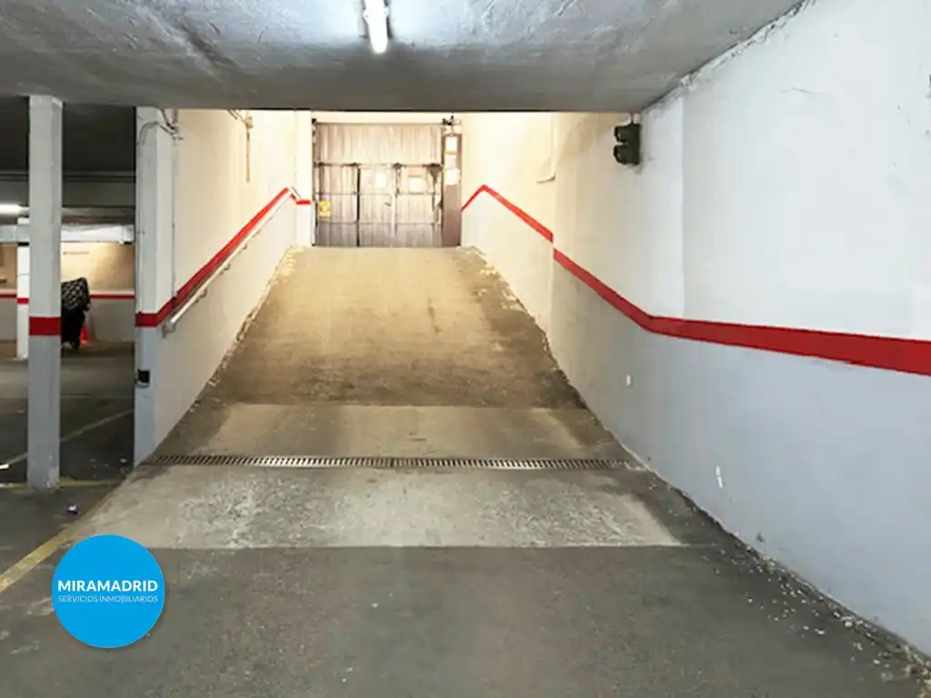 Parkplatz von Garage zum Verkauf in Madrid