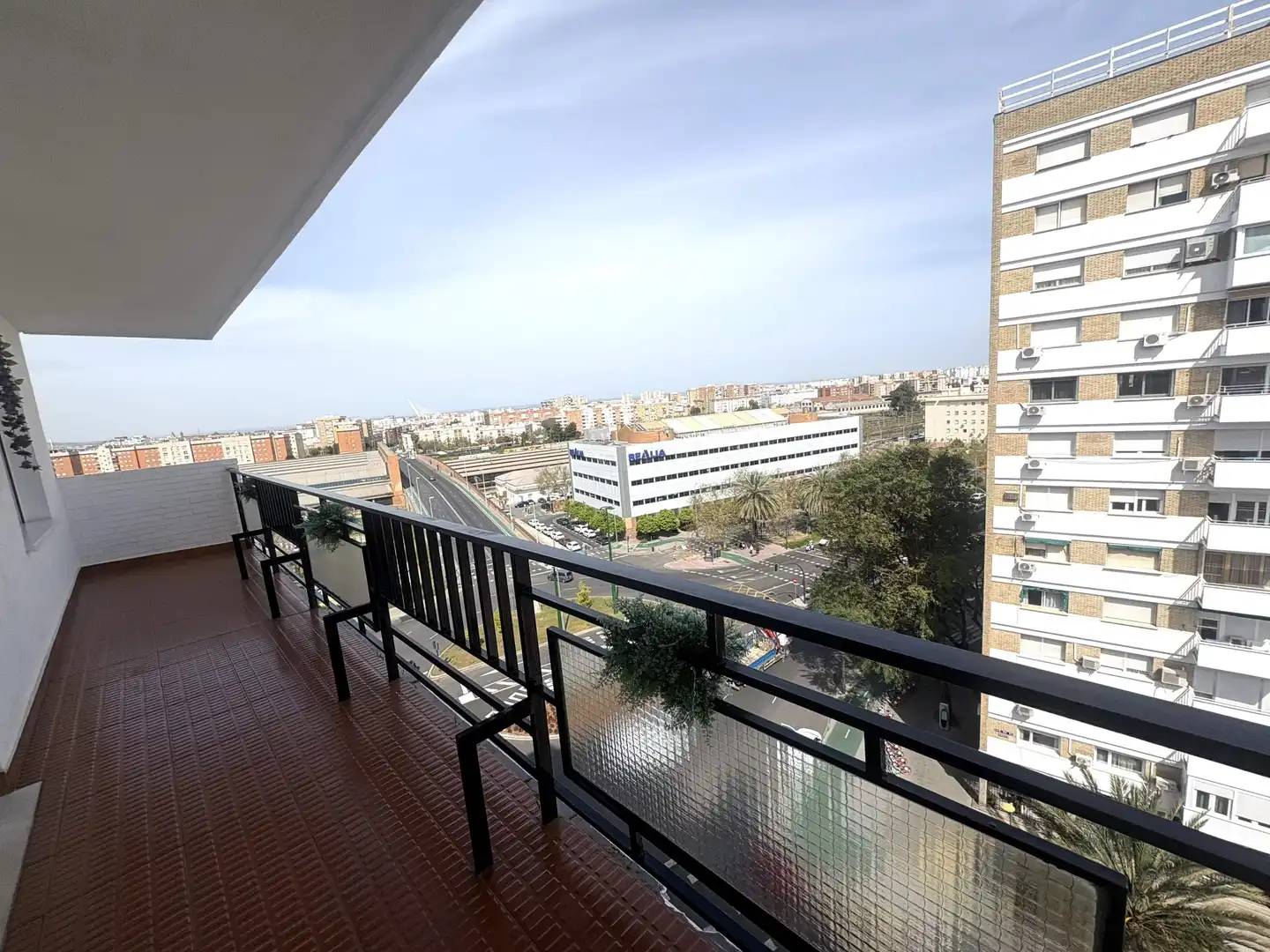 Exterior view of Flat for sale in Sevilla  with Air Conditioner, Heating and Terrace