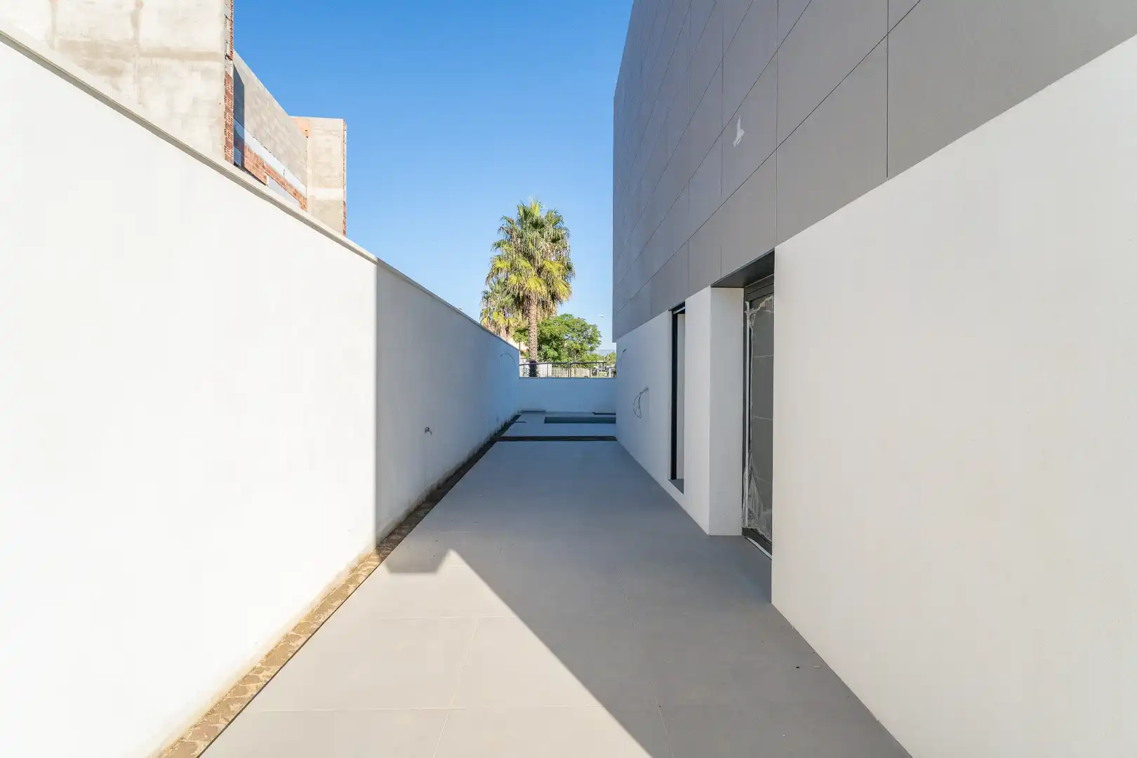 Vista exterior de Casa adosada en venta en Cambrils con Jardín privado, Piscina y Domótica
