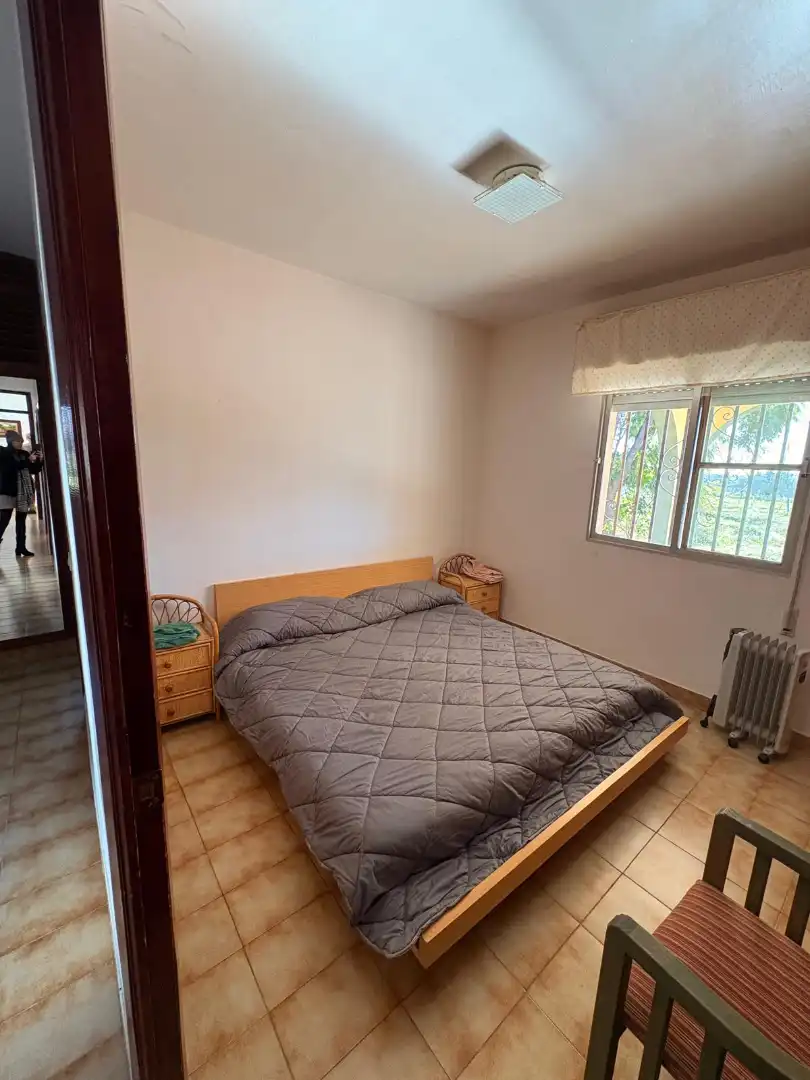 Dormitori de Casa o xalet de lloguer en Onda amb Calefacció, Jardí privat i Terrassa