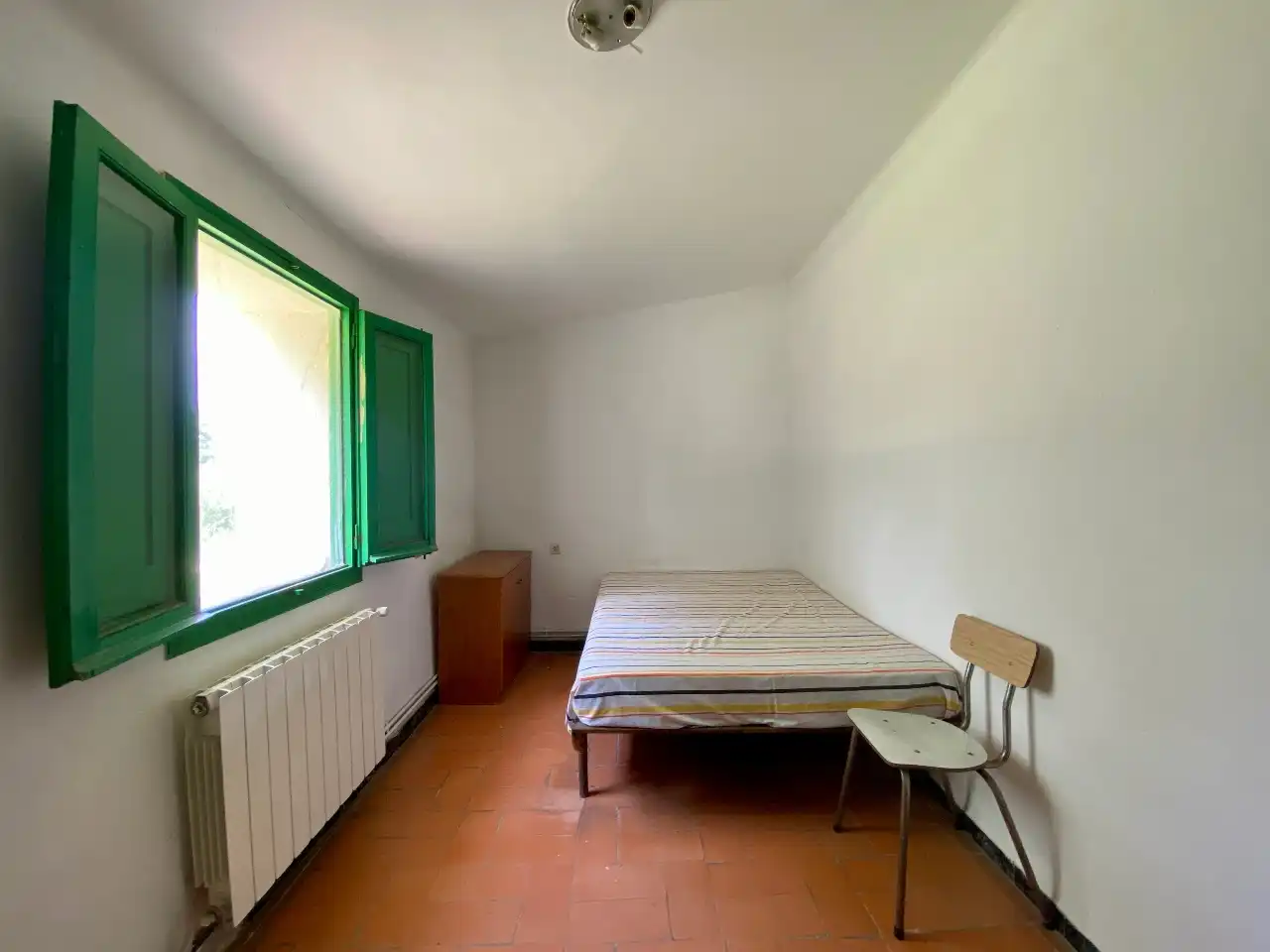 Dormitori de Casa o xalet en venda en Sant Julià del Llor i Bonmatí amb Jardí privat, Terrassa i Traster