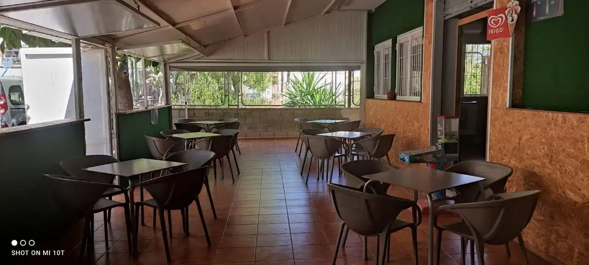 Local comercial en venta en Calle Pintor Astorza y Triay