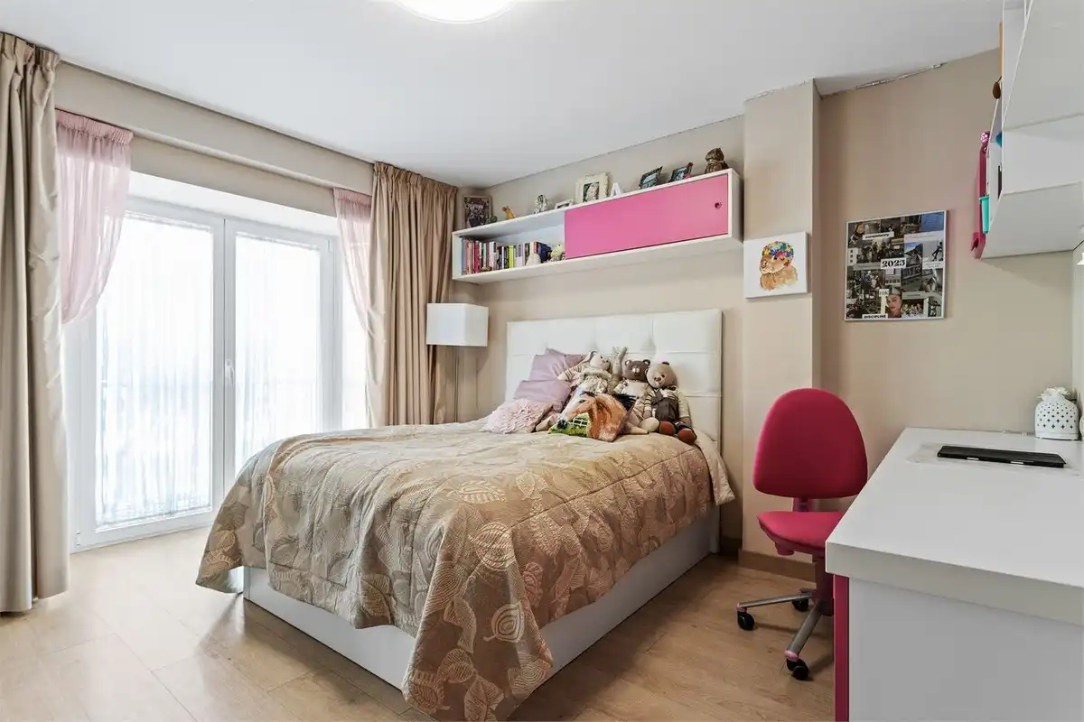 Habitación de Casa adosada en venta en Benalmádena con Amueblado