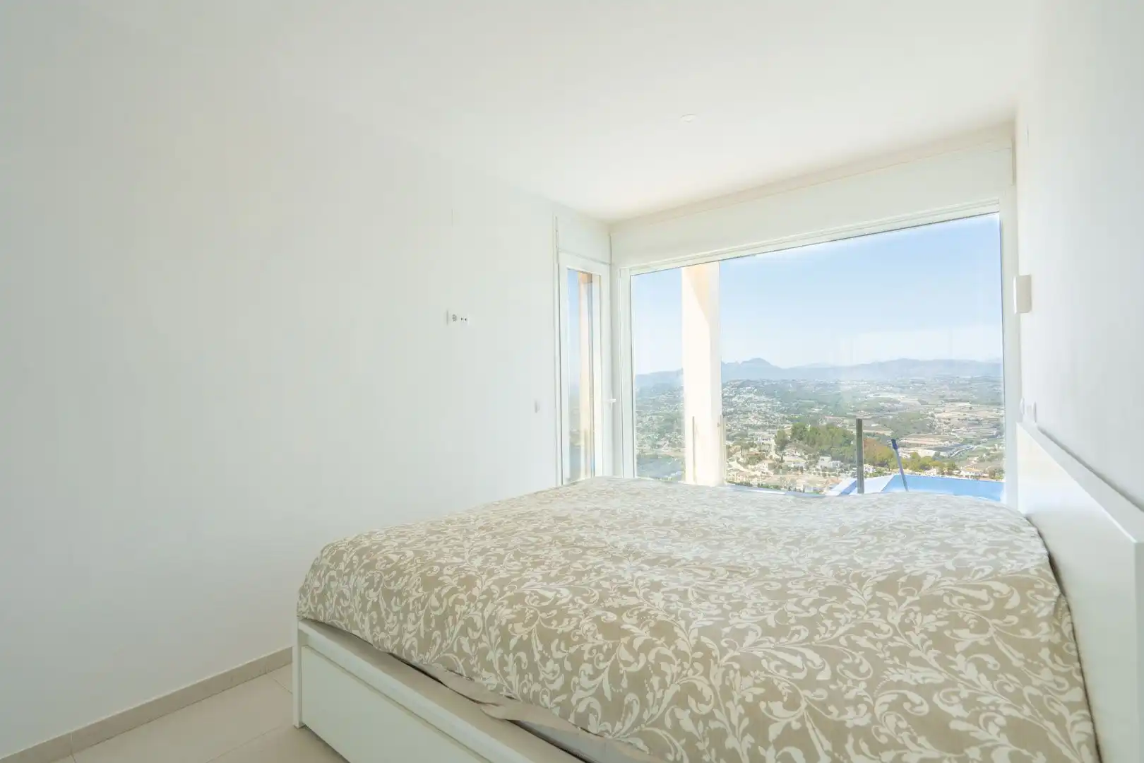 Villa con piscina in vendita a Cumbre del Sol, imagen 17