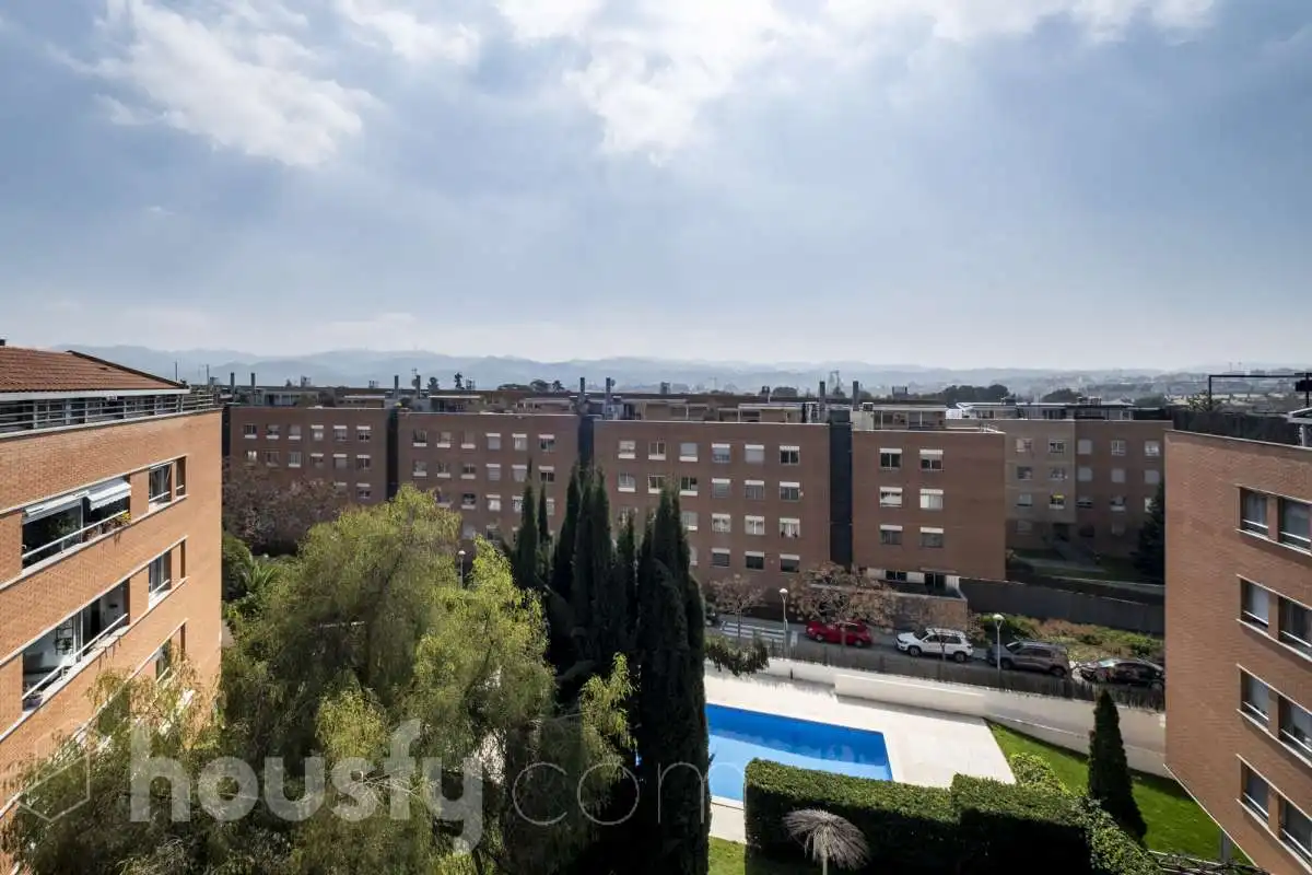 Maisonette zum Verkauf in Avinguda de les Roquetes, Coll Favà