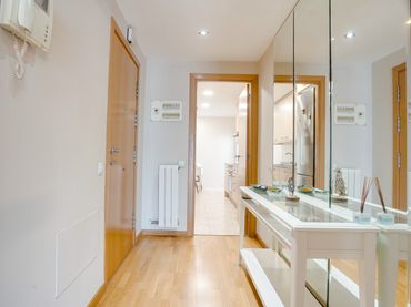 Àtic amb ascensor en venda a Sant Adriá Nord