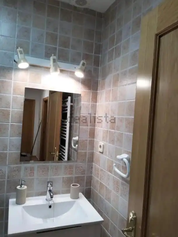 Badezimmer von Wohnung zur Miete in El Molar (Madrid) mit Heizung, Terrasse und Möbliert
