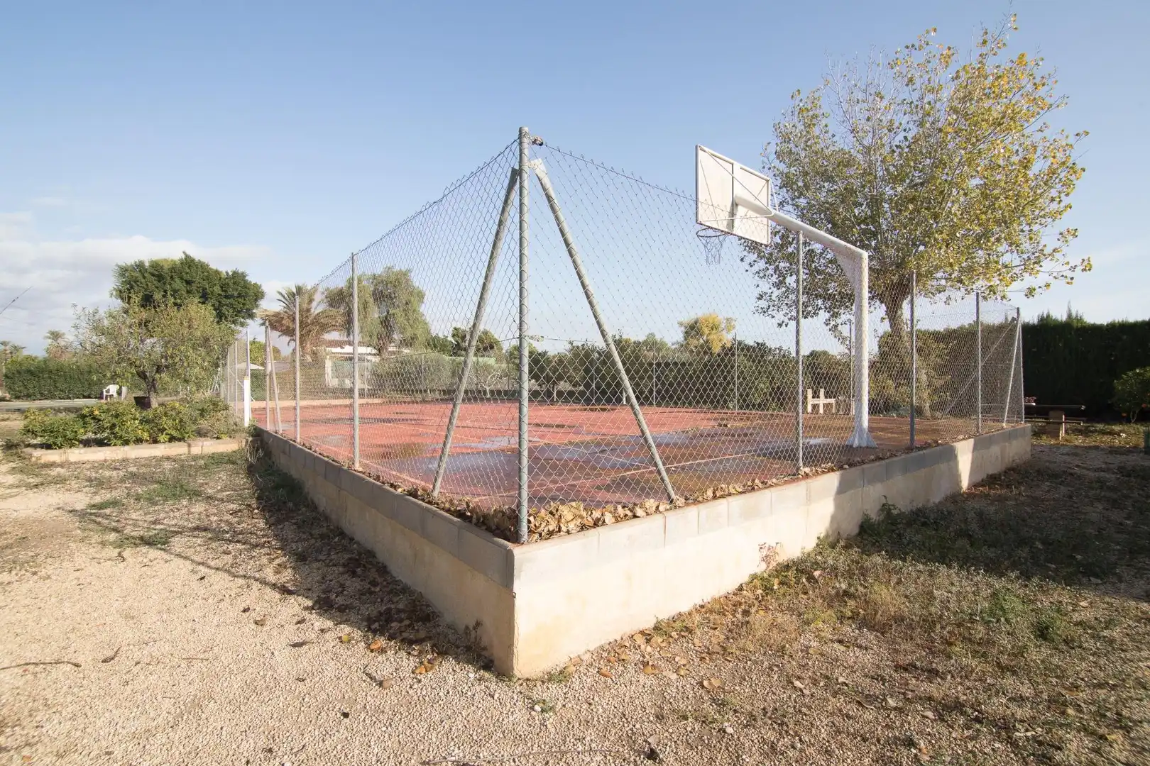 Vista exterior de Casa o xalet en venda en Elche / Elx amb Aire condicionat, Calefacció i Jardí privat