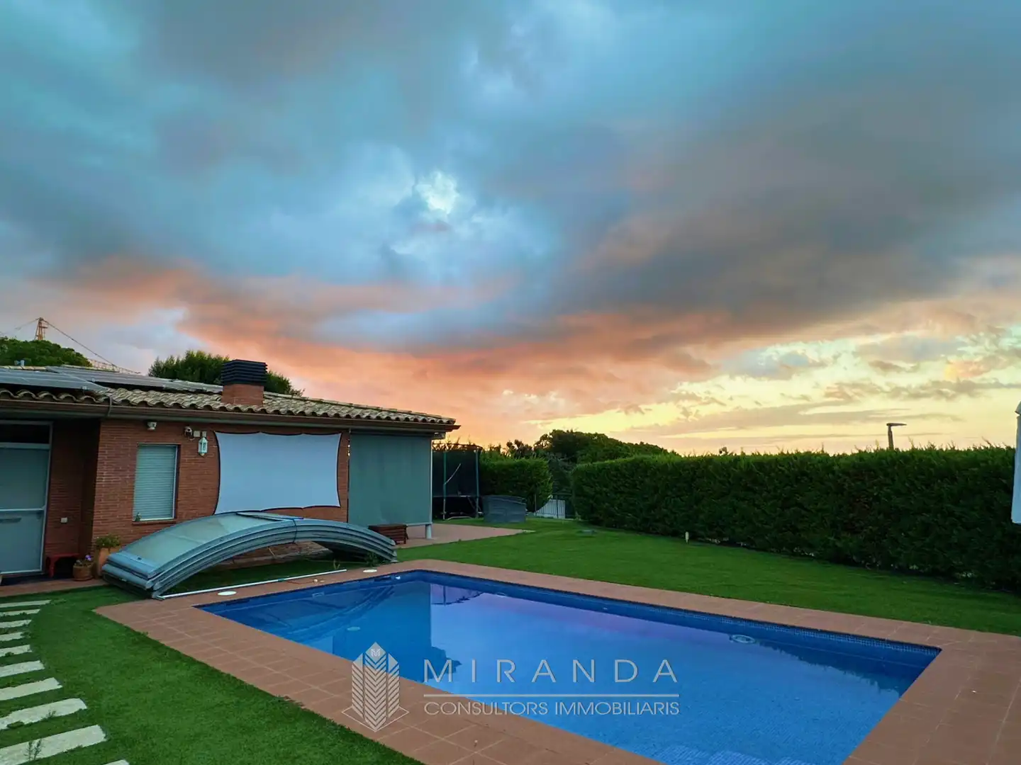 Chalet con terraza en venta en Carrer Vinyes d'en Mandri, imagen 4