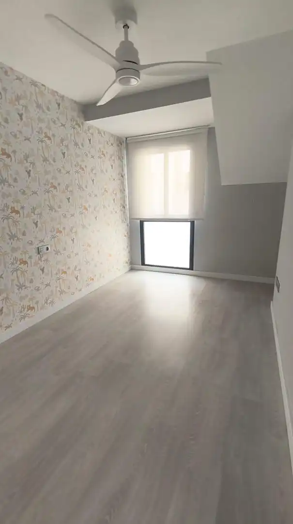 Habitación de Ático en venta en Murcia con Aire acondicionado, Terraza y Trastero