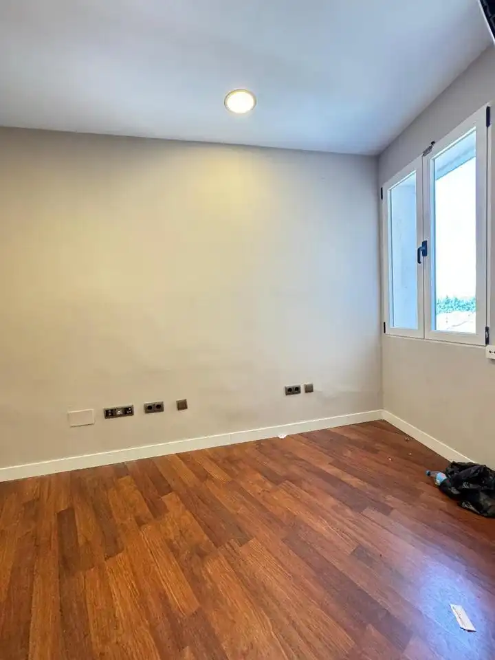 Büro mit Aufzug zur Miete in Juan Bravo, imagen 3