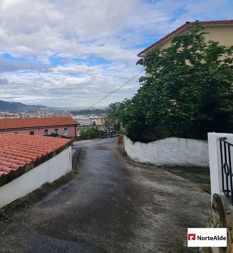 Exterior view of Flat for sale in Erandio  with Heating and Swimming Pool