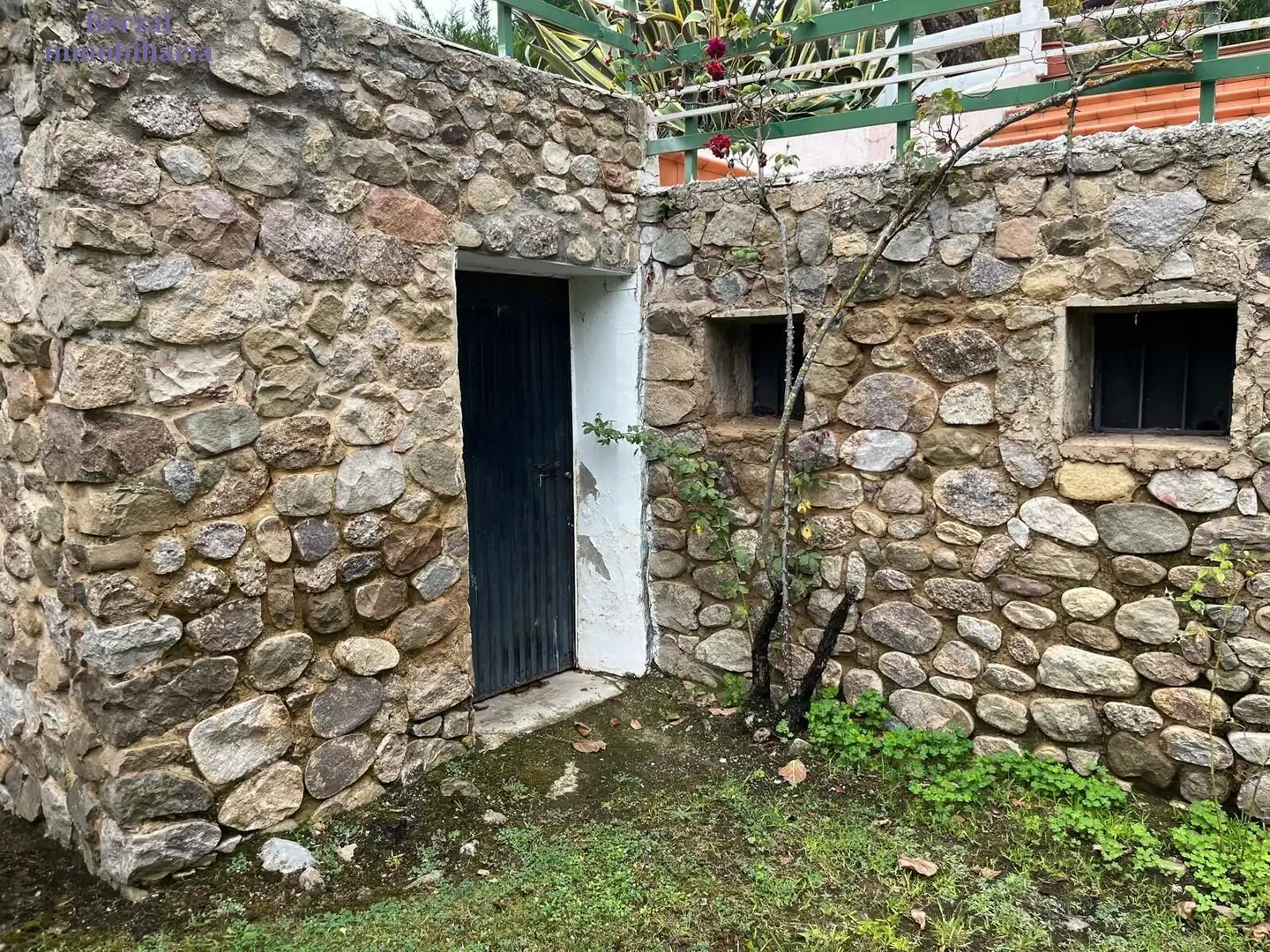 Vista exterior de Casa o xalet en venda en Sorzano amb Jardí privat, Terrassa i Traster