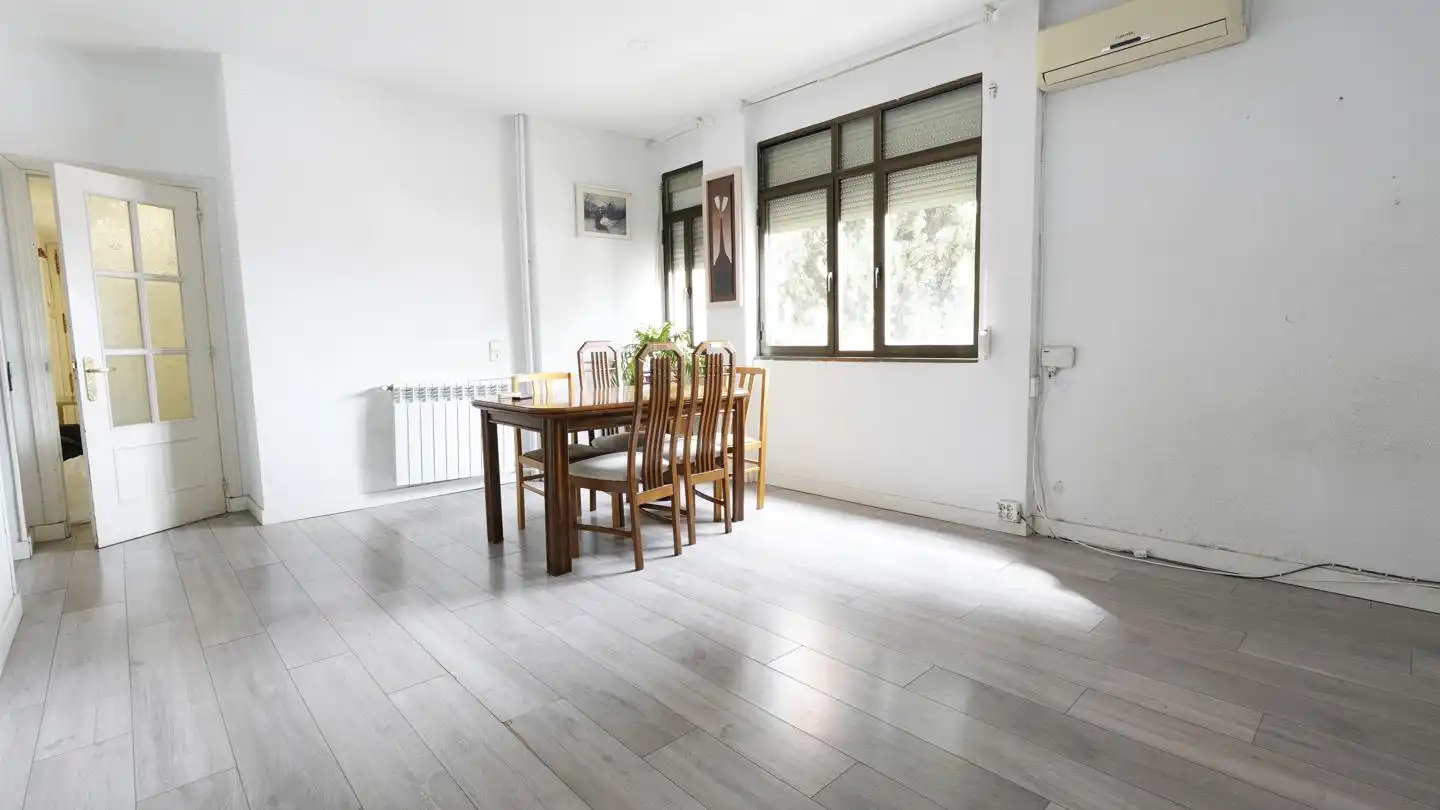 Dining room of Flat for sale in  Madrid Capital  with Air Conditioner and Heating