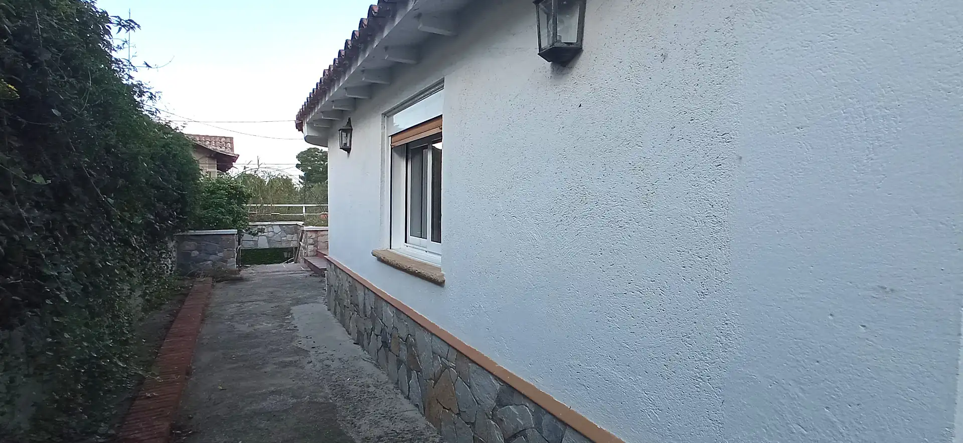 Vista exterior de Casa o xalet en venda en Cerdanyola del Vallès amb Calefacció i Terrassa