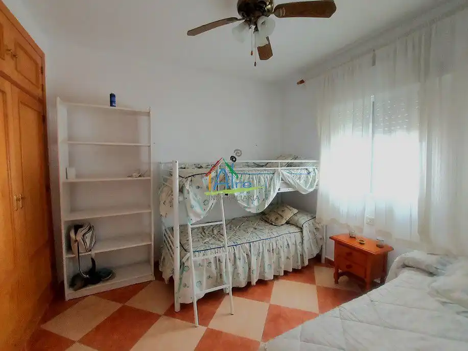Chalet con piscina en venta en Playa golf, imagen 13